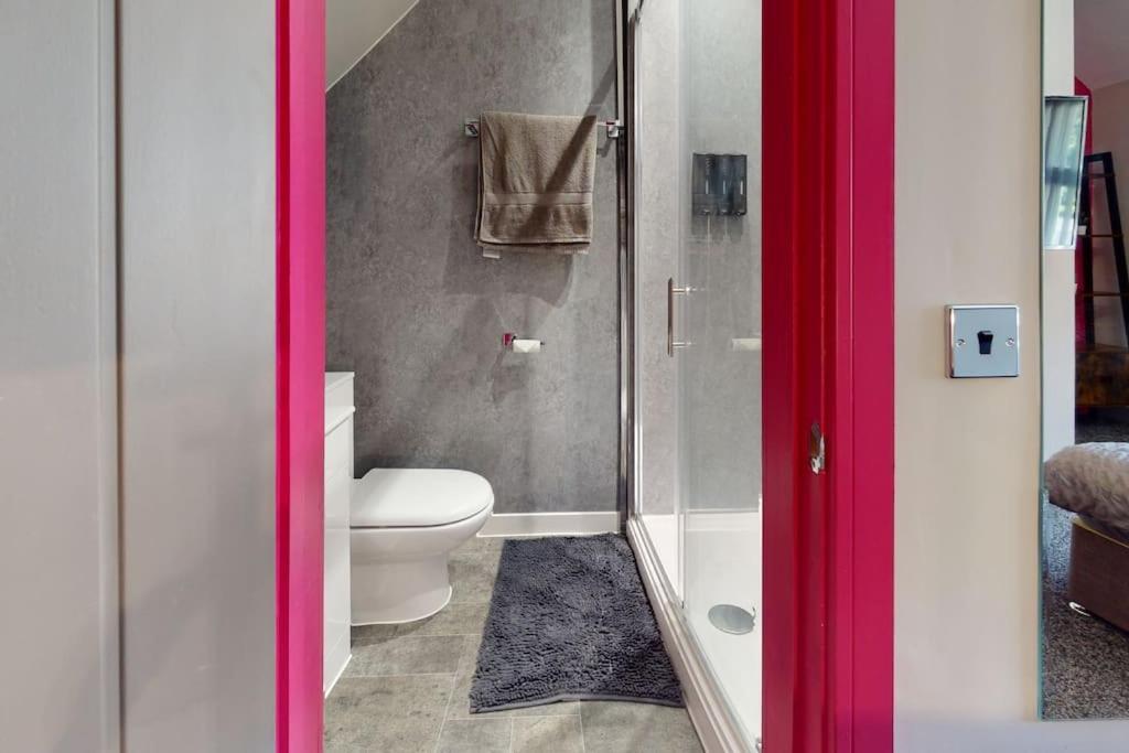 Villa Neat Retreat Graig Pontypridd Esterno foto