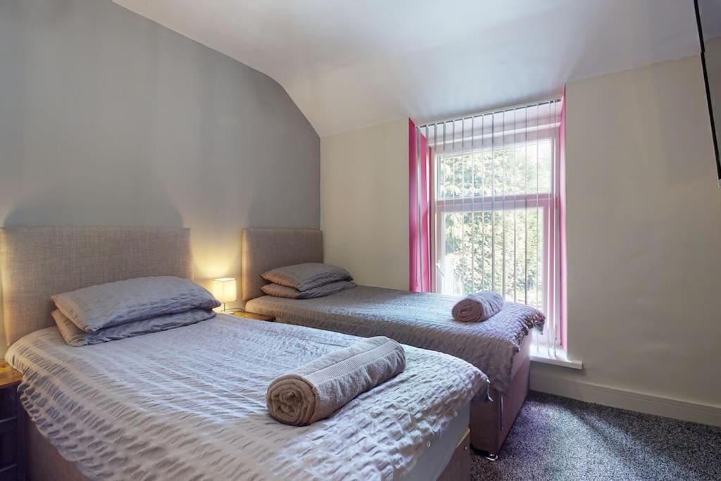 Villa Neat Retreat Graig Pontypridd Esterno foto